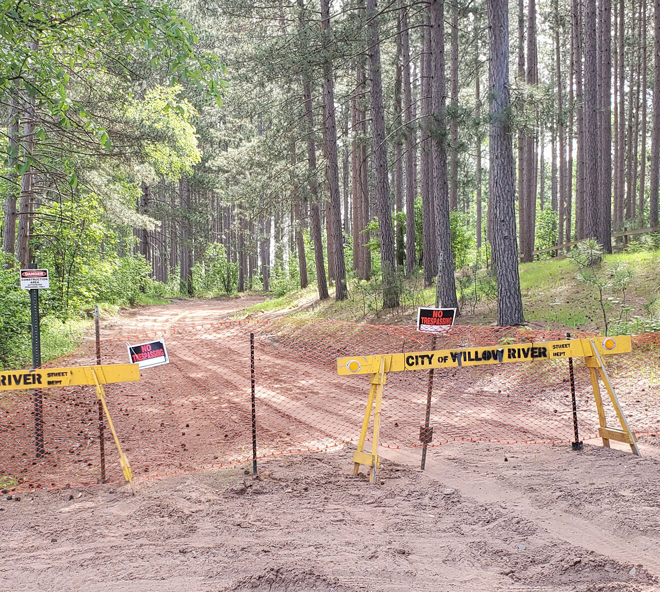 Entrance near Willow River Dam
